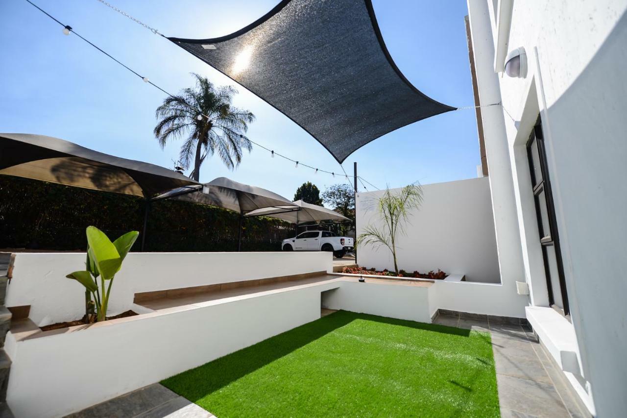 Hotel The Royal Bryanston Johannesburg Exterior foto